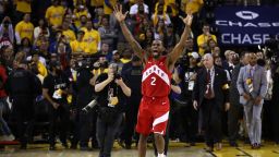 OAKLAND, CALIFORNIA - JUNE 13:  Kawhi Leonard #2 of the Toronto Raptors celebrates his teams win over the Golden State Warriors in Game Six to win the 2019 NBA Finals at ORACLE Arena on June 13, 2019 in Oakland, California. (Photo by Ezra Shaw/Getty Images)