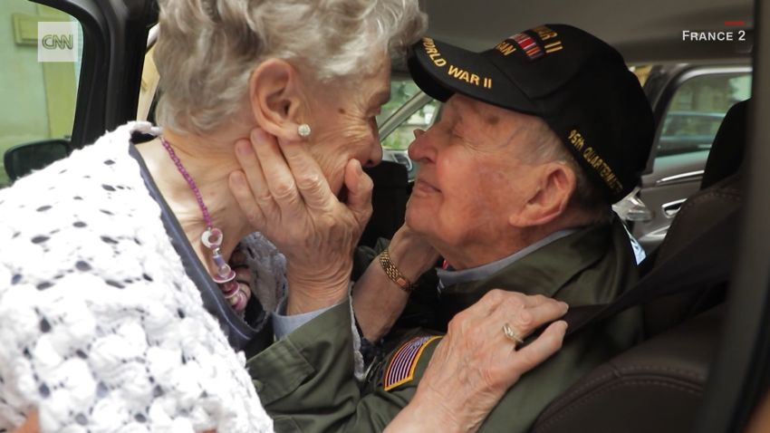WWII veteran d day reunited french love