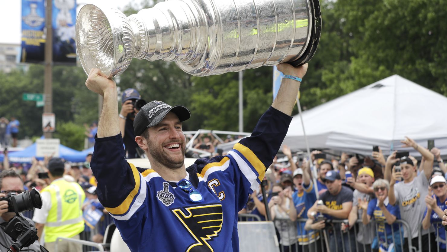 Everyone lights up' during Stanley Cup's visit to Brighton hockey rink