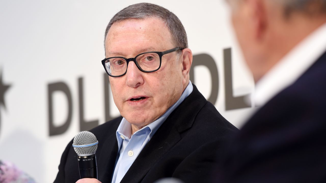 Norman Pearlstine, Chief Content Officer at Time Inc., speaking at the DLD (Digital-Life-Design) conference in Munich, Germany, 18 January 2016. For three days, guest speakers discuss trends and developments in digitalisation at the innovation conference. PHOTO: TOBIAS HASE/dpa | usage worldwide   (Photo by Tobias Hase/picture alliance via Getty Images)