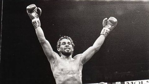 01 Roberto Duran no más documentary INTL