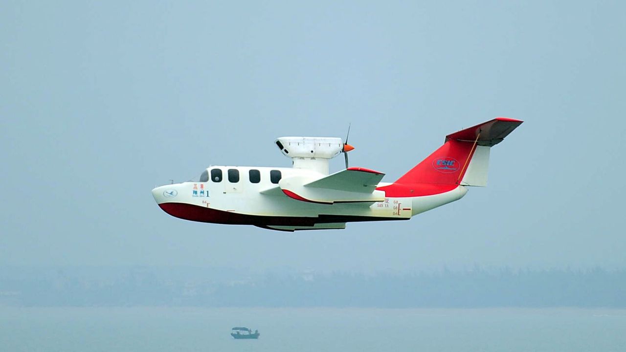 China's first ground-effect vehicle, Xiangzhou 1, made its first flight in Sanya in December 2017. 
