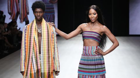 LAGOS, NIGERIA - APRIL 20: Model Naomi Campbell (R) walks the runway wearing Kenneth Ize  during Arise Fashion WeeK  on April 20, 2019 in Lagos, Nigeria. (Photo by Bennett Raglin/Getty Images,)