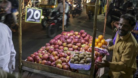 American apples are among the 28 products that will now face higher tariffs in India. 