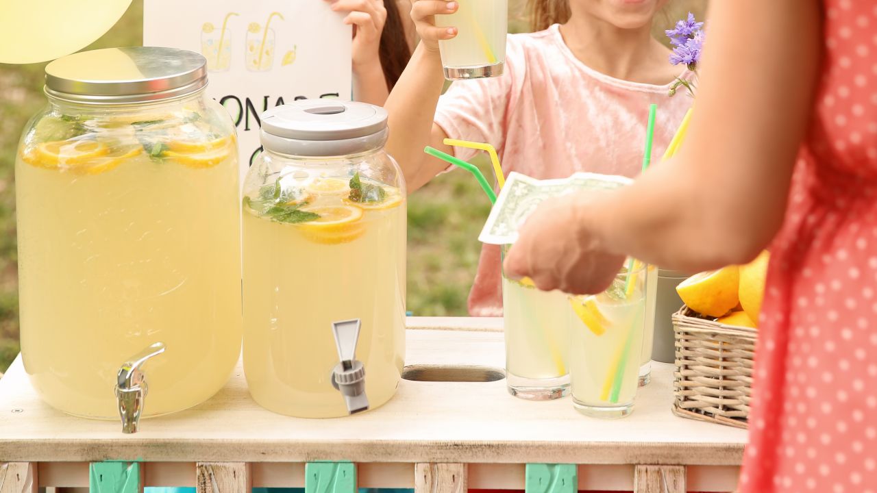 Country Time Wants To Legalize Lemonade Stands In All 50 States Cnn
