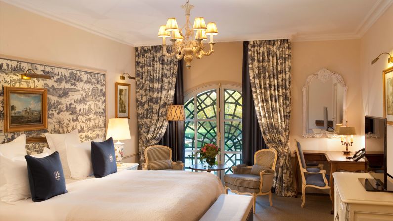 <strong>Scenic views:</strong> The spacious deluxe rooms look out onto the courtyard or the town of Chantilly.