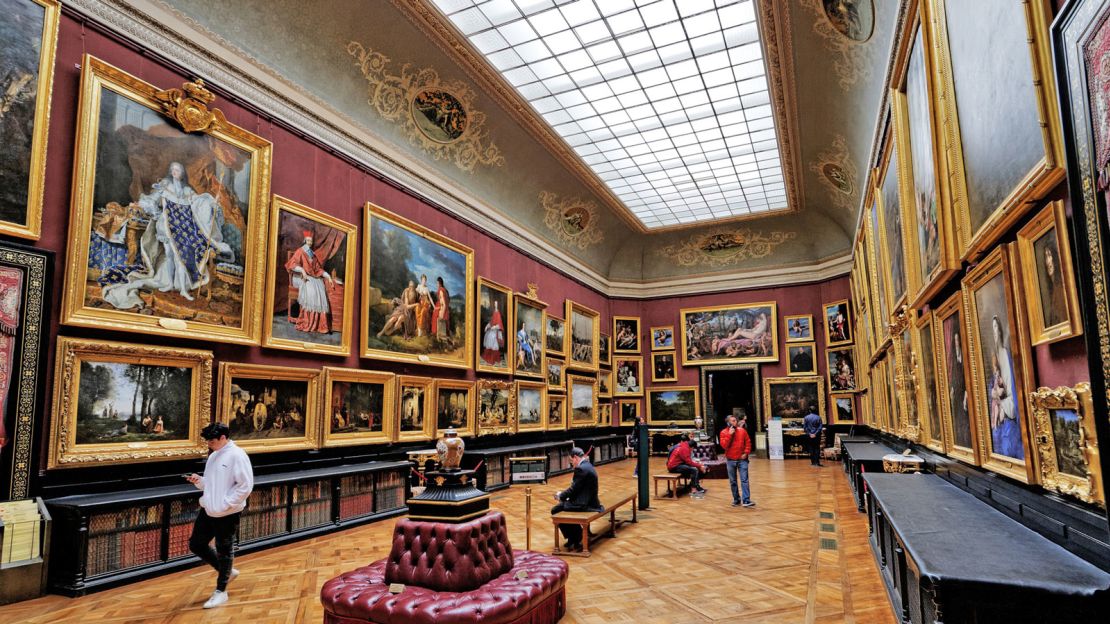 The Château de Chantilly boasts the second largest collection of antique paintings in France.