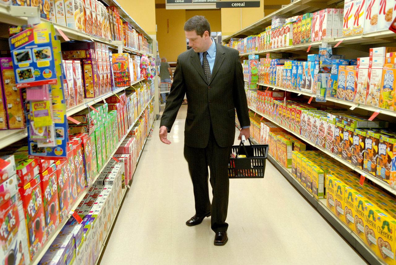 Ryan shops at a supermarket in May 2007. He was among the congressmen taking a "Food Stamp Challenge" to see what it was like eating for a week with just $21 in groceries.