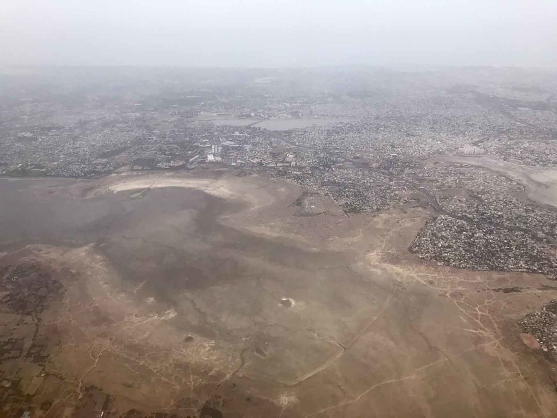 Srini Swaminathan, who took this photograph of Chembarambakkam reservoir from a plane, told CNN: "I have been living here since 1992 and have never seen anything like this before."