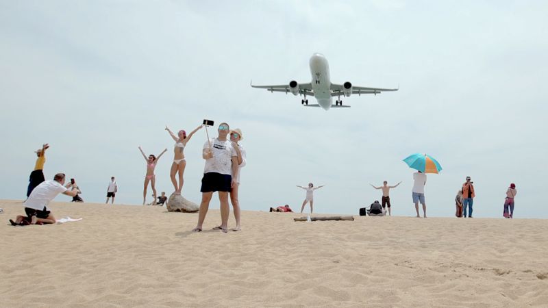 Mai Khao: Phuket’s plane spotting beach