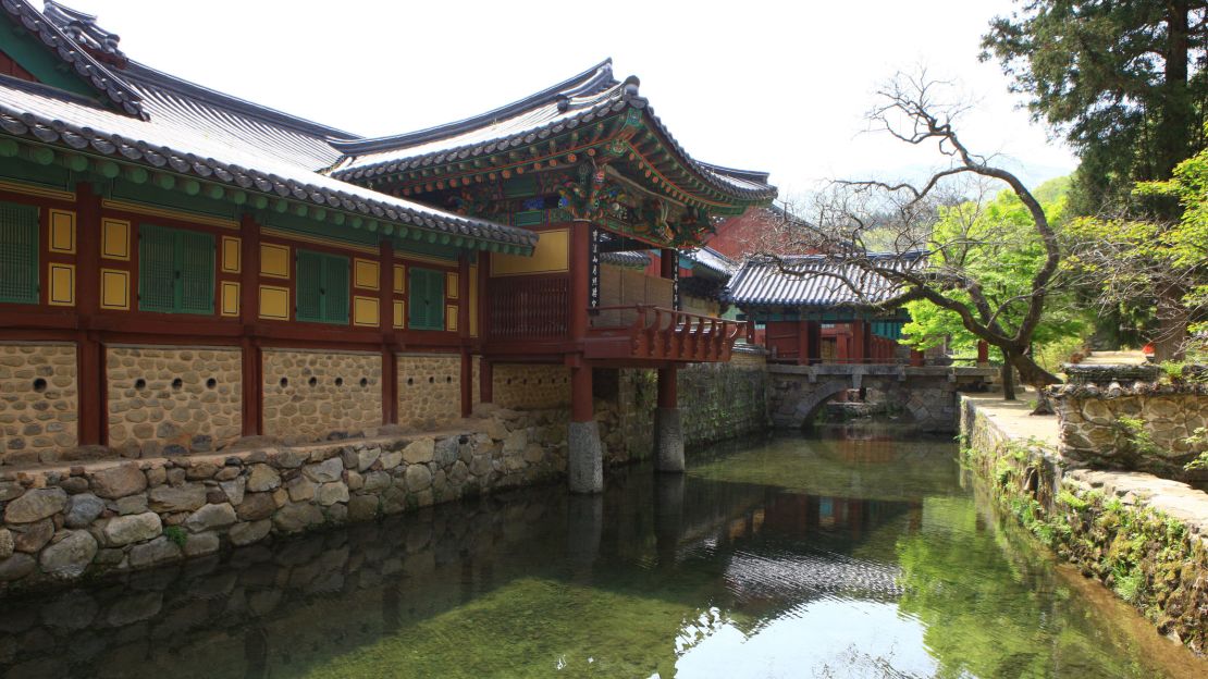 Songgwangsa Temple is considered one of the three "jewel temples" of Korea.