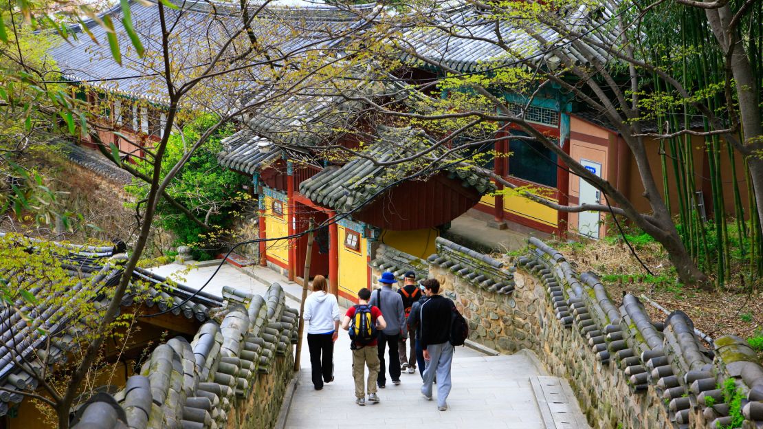 Beomeosa Temple was once one of the largest temples in the Silla Dynasty.