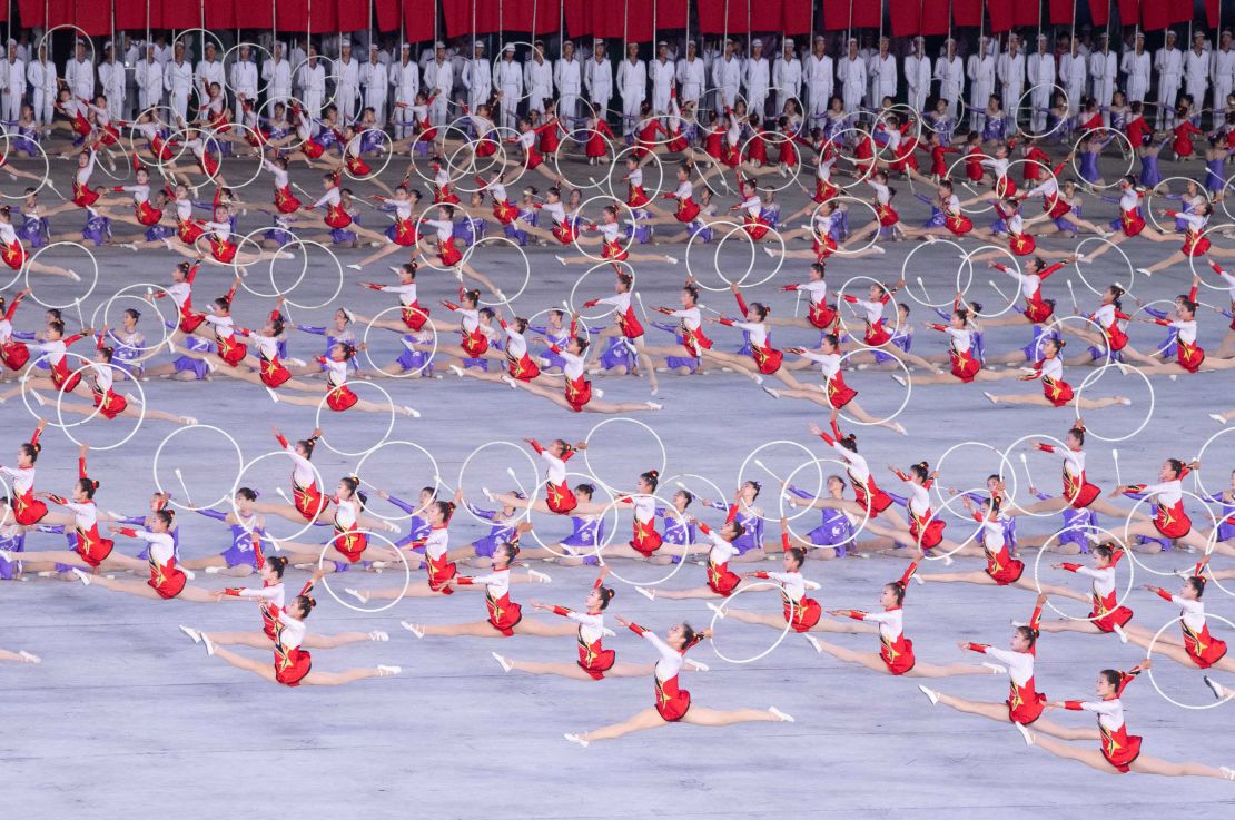 A large group callisthenics and art performance in Pyongyang for Xi Jinping and Kim Jong Un on June 20.