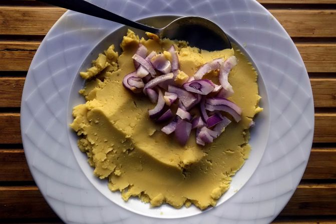 <strong>Fava (Φάβα): </strong>This unpretentious puree of yellow dried split beans tastes similar to English pease pudding. 
