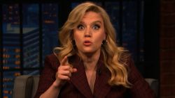 kate mckinnon late night laughs debate night two