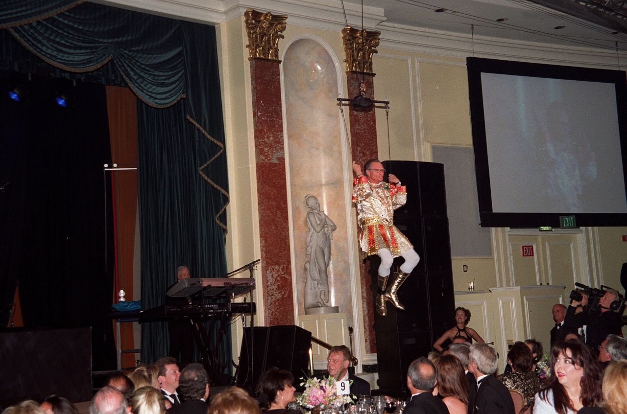 King makes a grand entrance at a benefit for his foundation in 2001.