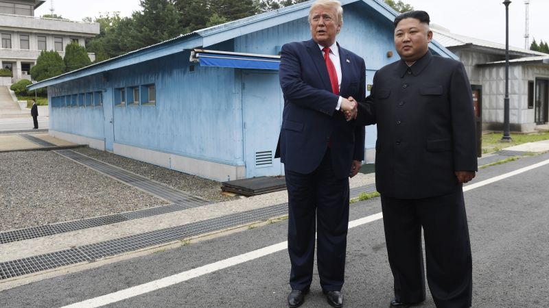 In Pictures Historic Meeting Between Trump And Kim At The Dmz Cnn