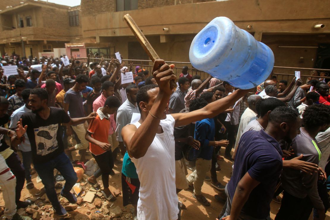 Police fired tear gas at protesters in Khartoum as thousands gathered for a mass demonstration.