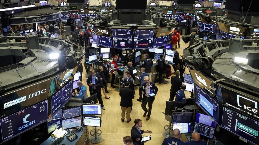NEW YORK, NY - JUNE 21: Traders and financial professionals work on the floor of the New York Stock Exchange (NYSE) ahead of the closing bell, June 21, 2019 in New York City. U.S. stocks finished down slightly at the close on Friday but are still on pace for a strong month. (Photo by Drew Angerer/Getty Images)