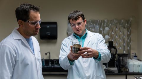 POET's in-house lab works on developing better plant-based alternatives to chemical-based products.