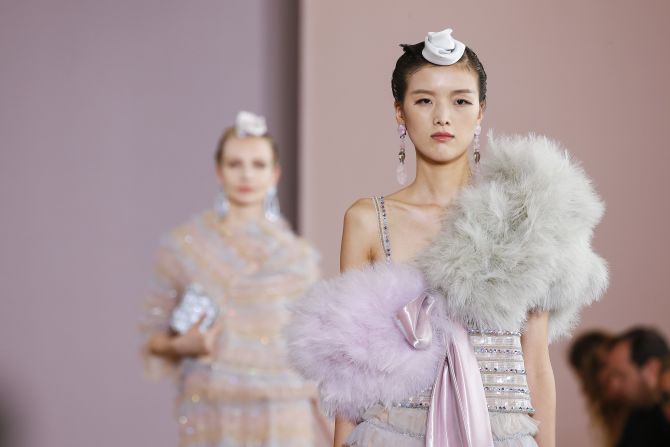 Giorgio Armani Prive Haute Couture Autumn-Winter 2019