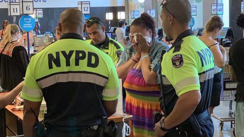 New York Police officers paid for a woman's meal at a Manhattan Whole Foods.
