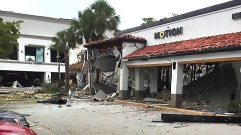 Scene of gas explosion at Plantation mall. 