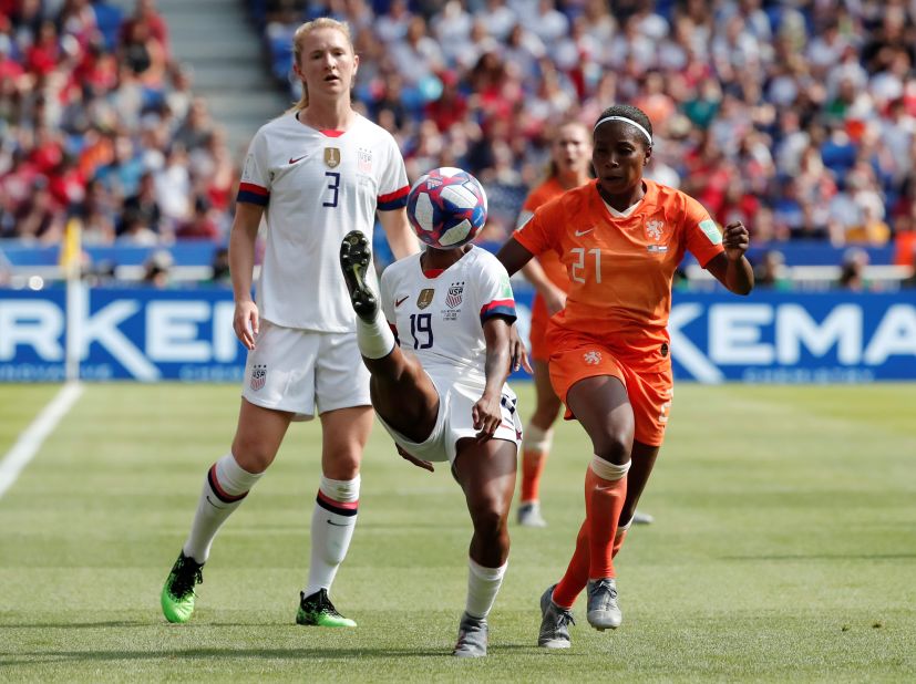 US defender Crystal Dunn plays a ball in the first half.