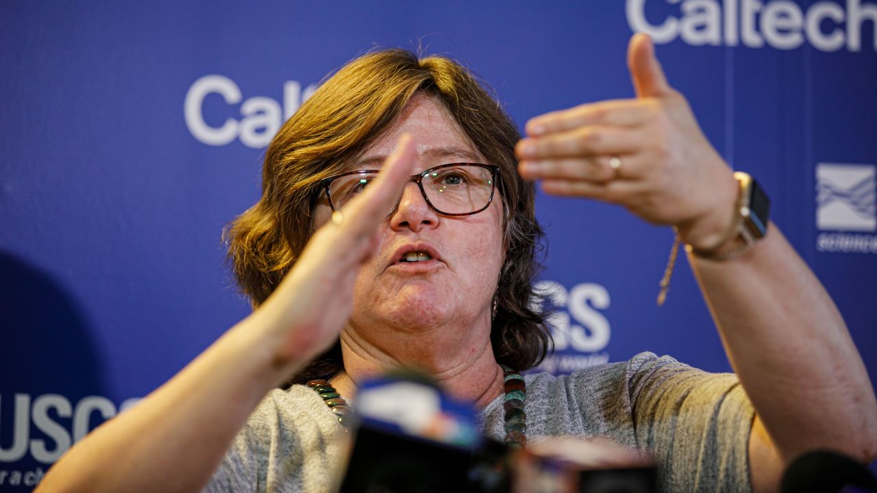 PASADENA, CA - JULY 4:  Dr. Lucy Jones explains how the earthquake that struck near Ridgecrest formed at a news conference at Cal Tech July 4, 2019 in Pasadena, California. (Photo by Marcus Yam/Los Angeles Times via Getty Images)