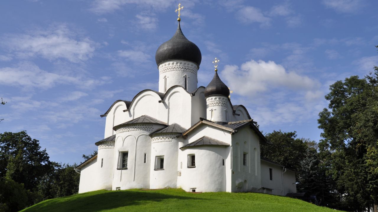 <strong>Churches of the Pskov School of Architecture, Russian Federation:</strong> A group of churches and other religious buildings located in the historic city of Pskov make up this site. The structures are characteristic of the Pskov School of Architecture. 