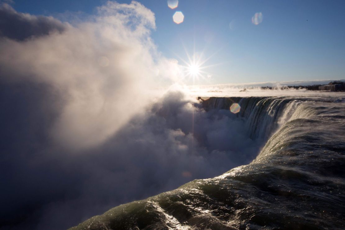 As long as the US-Canada border remains closed, visiting Niagara Falls in Ontario won't be possible for US citizens.