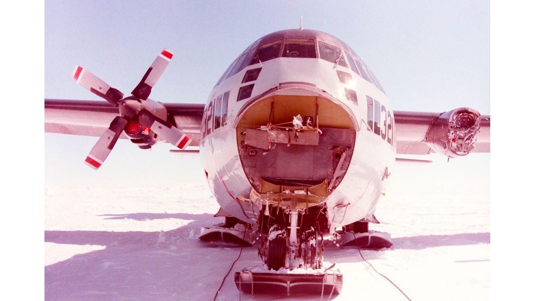 <strong>Back on the surface, Boxing Day, 1986:</strong> "You can see how the No. 2 engine was damaged. The rocket destroyed, the prop and gearbox, which are obviously missing. We took off the radar and radome on the nose, both of which had been damaged when the nose gear collapsed during the emergency landing."