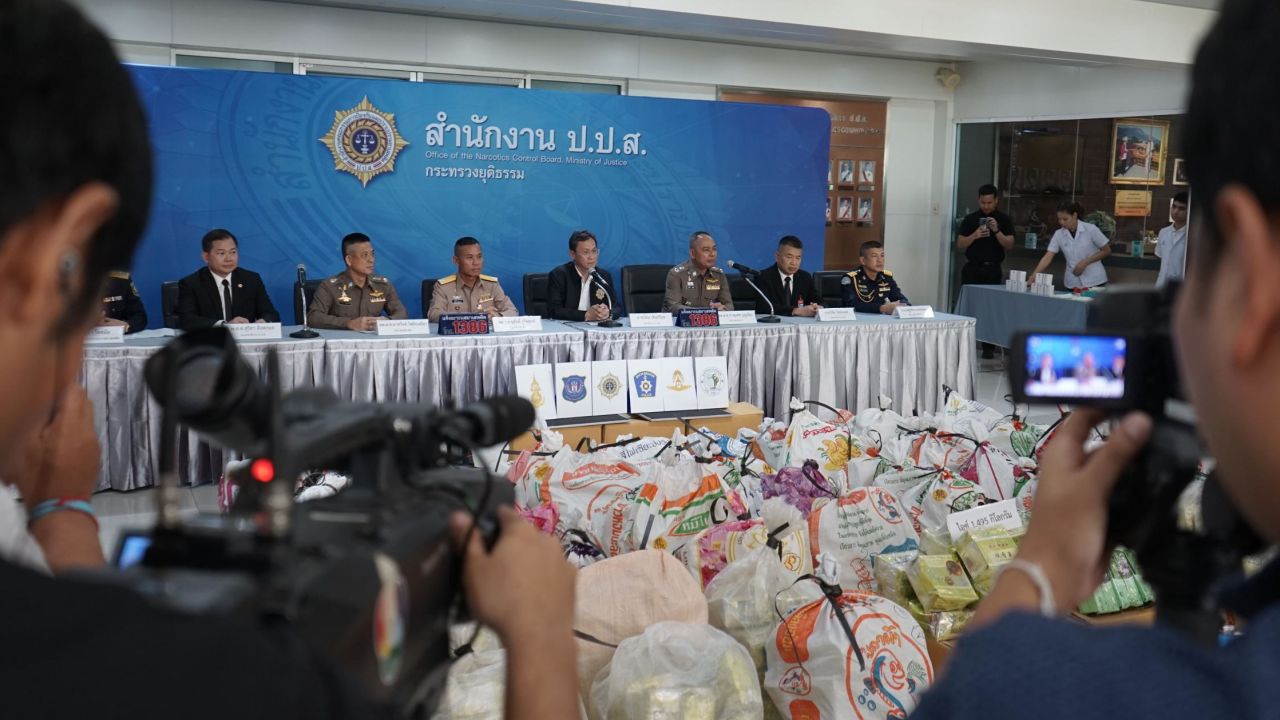 On June 5, Thai drug authorities held a press conference to announce their seizure of 1.5 tonnes of crystal meth.