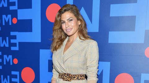 Eva Mendes and Ryan Gossling have a new pup