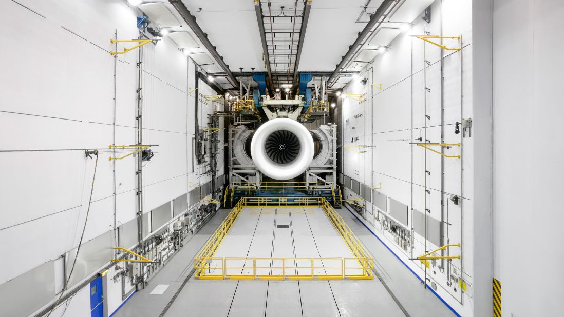 How an airplane engine gets made: Inside Rolls Royce Aerospace