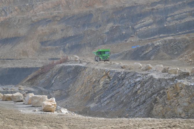 The tires are more than six feet high and those huge tires mean the truck can negotiate inclines of 13%, even in harsh weather.