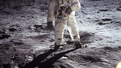 UNSPECIFIED - CIRCA 1754: US Astronaut Buzz Aldrin, walking on the Moon July 20 1969. Taken during the first Lunar landing of the Apollo 11 space mission by NASA. (Photo by Universal History Archive/Getty Images)
