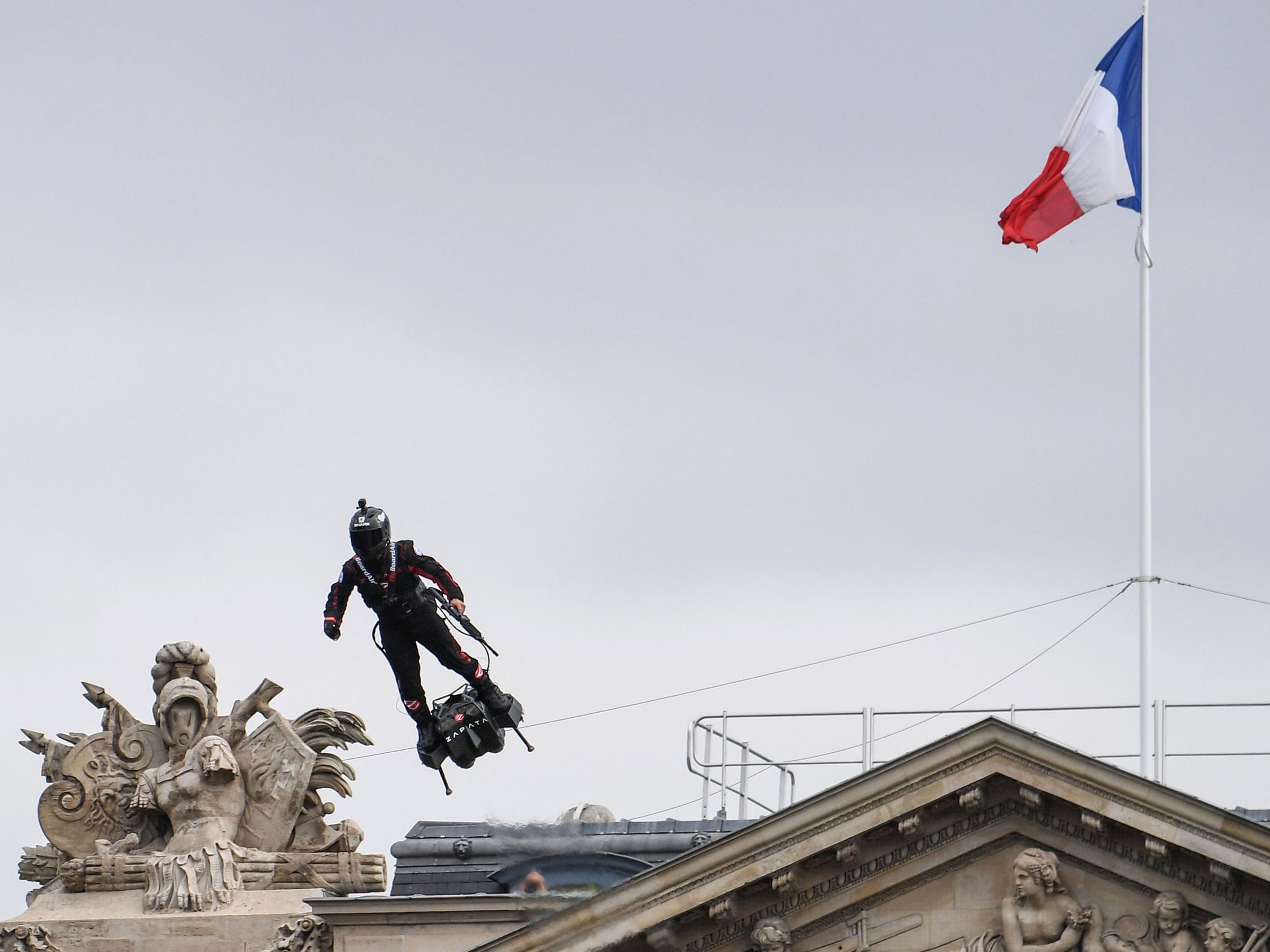 Zapata, France's hoverboard hero, to attempt English Channel crossing