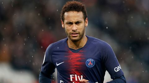 Neymar S Injury Is Completely Fixed Says Psg S Leonardo Cnn