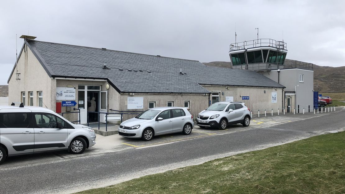 The terminal is simple but has a great cafe. 