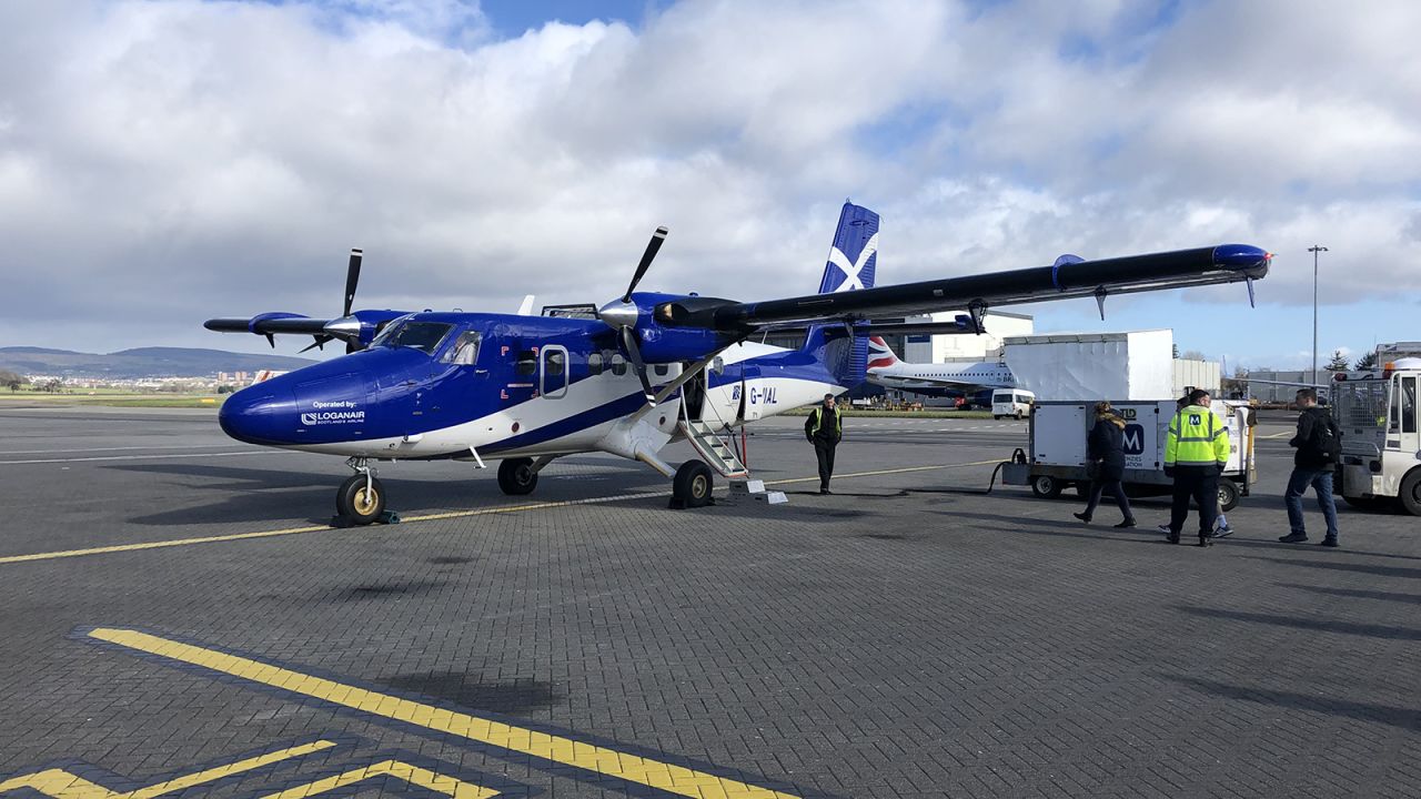 <strong>Departing from Glasgow:</strong> The plane used is a 19-seater de Havilland Canada DHC-6 Twin Otter. 