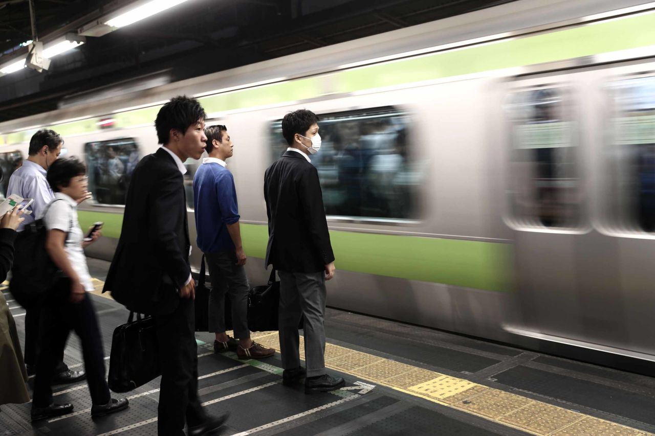 Japanese authorities hope that 600,000 people will work from home in July in a trial scheme tackling Olympic congestion on public transport. 