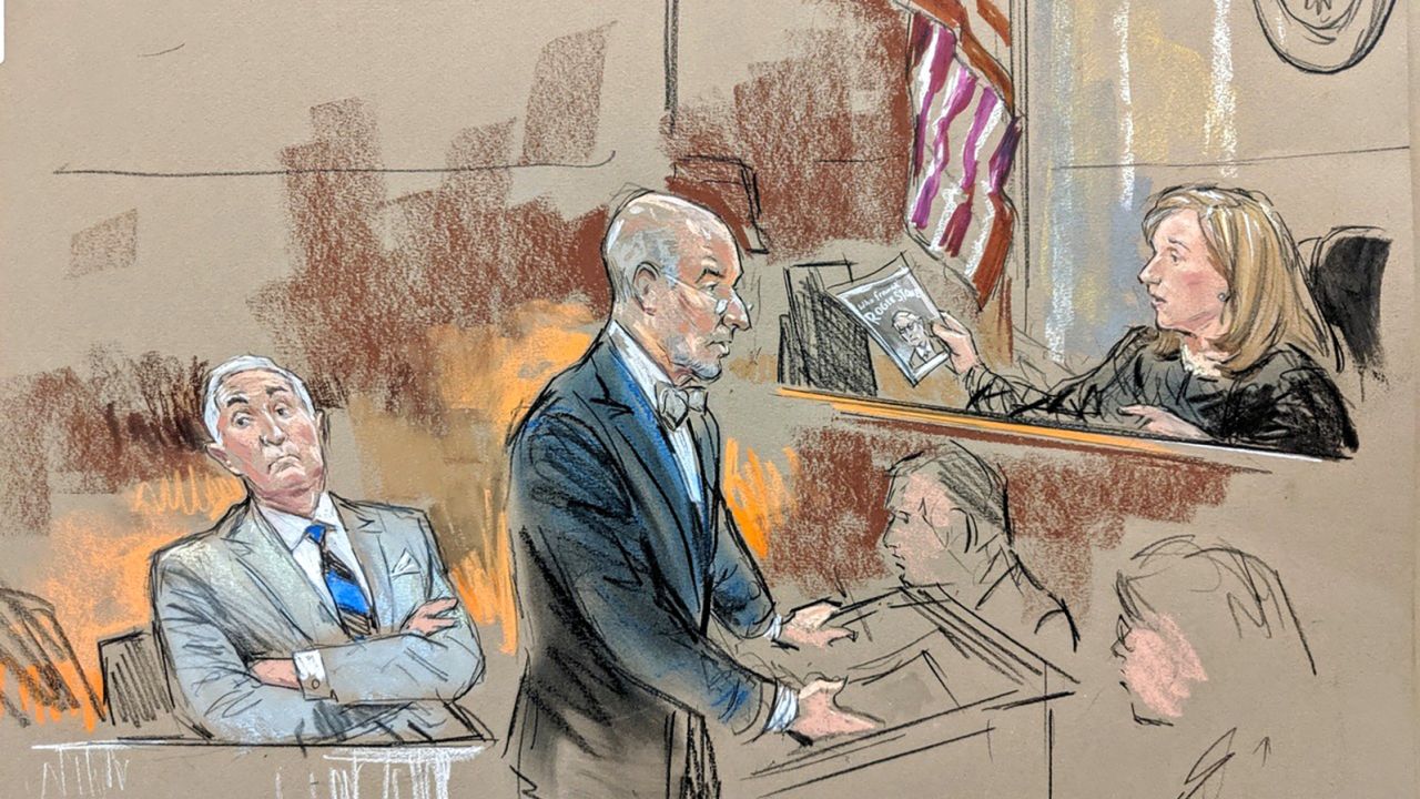 01 Roger Stone court sketches 0616