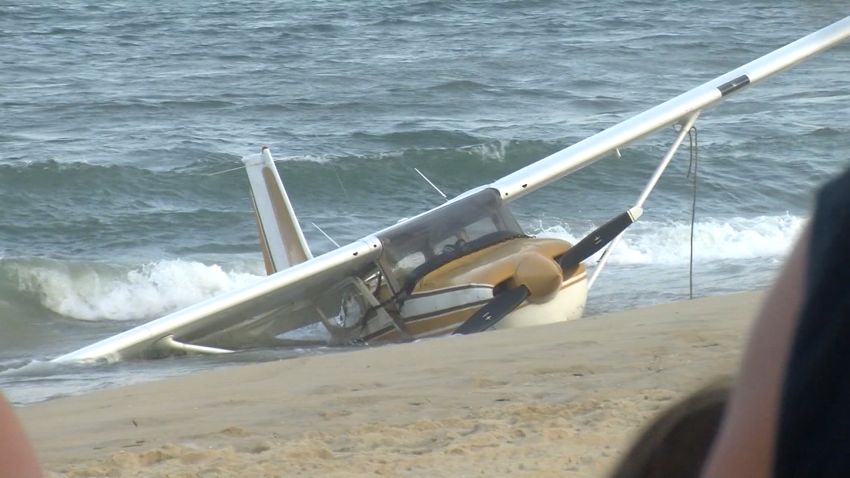ocean city beach plane emergency landing