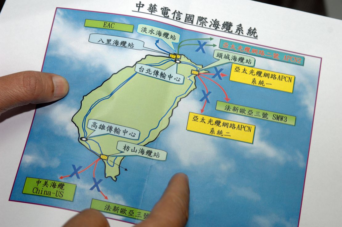 A map showing cable outages as a result of an earthquake off the coast of Taiwan in December 2006. 