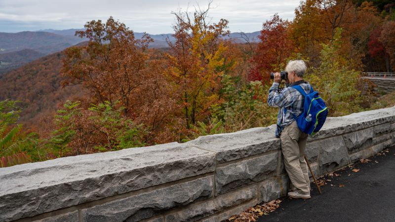 Best hikes in smoky mountain outlet park