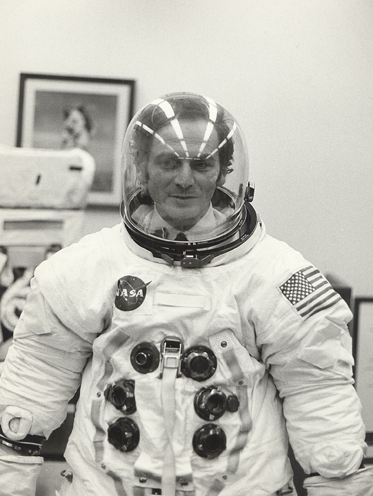 Pierre Cardin wearing an Apollo 11 space suit, 1969.