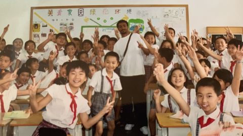 Imira with his middle school class in China.
