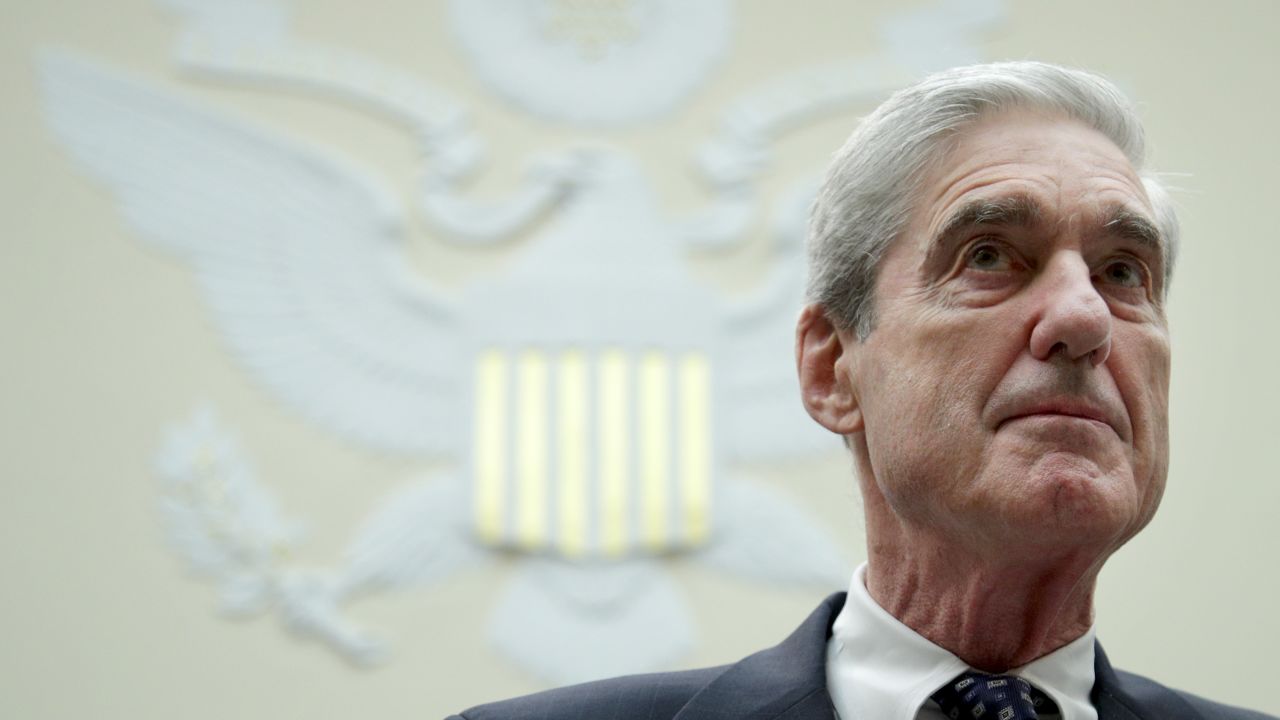 WASHINGTON, DC - JULY 24: Former Special Counsel Robert Mueller arrives for testimony before the House Intelligence Committee about his report on Russian interference in the 2016 presidential election in the Rayburn House Office Building July 24, 2019 in Washington, DC. Mueller testified earlier in the day before the House Judiciary Committee in back-to-back hearings on Capitol Hill.  (Photo by Alex Wong/Getty Images)