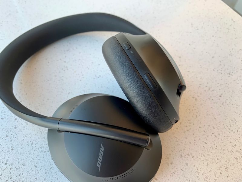 Bose 700 full discount charge